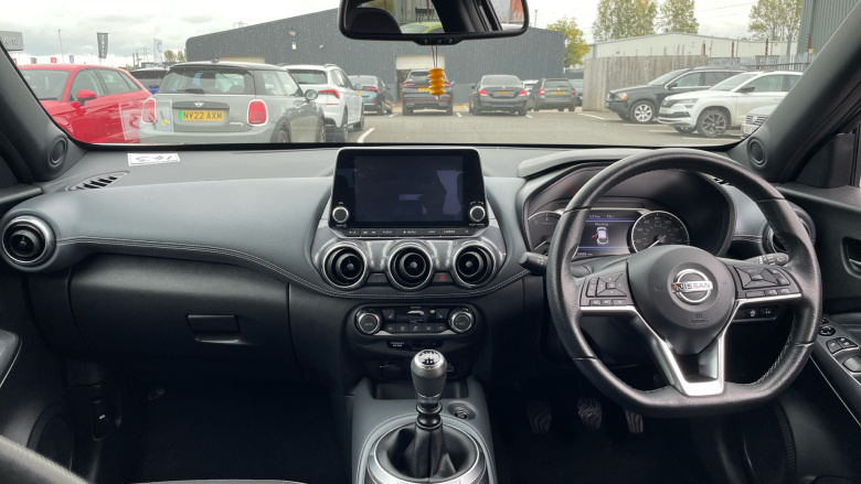 Nissan Juke 1.0 DiG-T 114 N-Connecta 5dr Petrol Hatchback